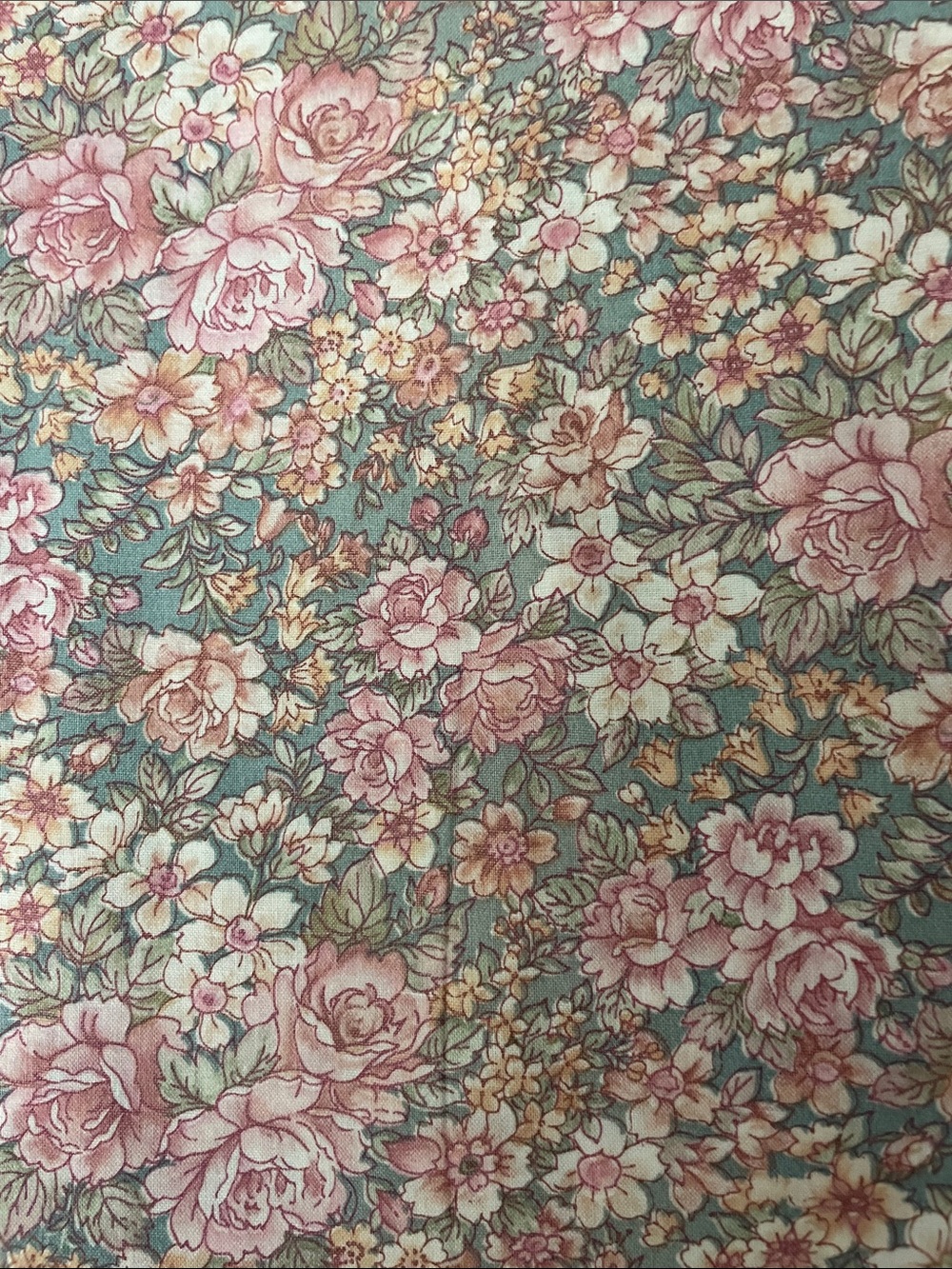 4–5 LB MIXED FABRIC CHRISTMAS BUNDLE • USABLE PIECES • CRAFT & SEWING - Picture 4 of 8